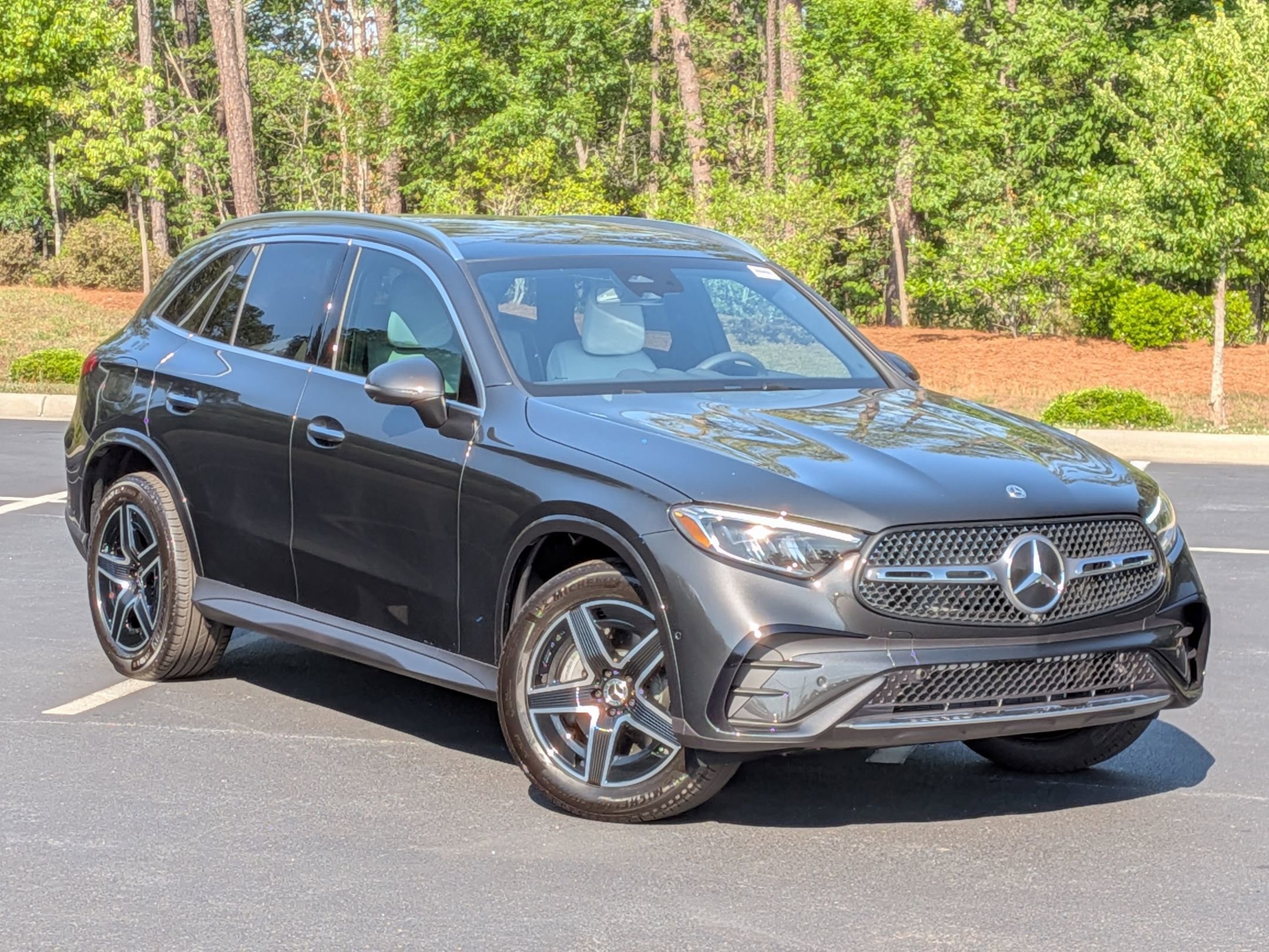 メルGLCページ New 2026 Mercedes-Benz GLC For Sale in Durham - VIN: W1NKM4HB8TF604416