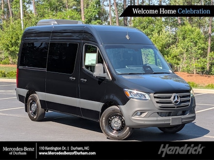 2026 Mercedes-Benz Sprinter Passenger Van 2500 Standard Roof I4 Diesel HO 144 RWD Van