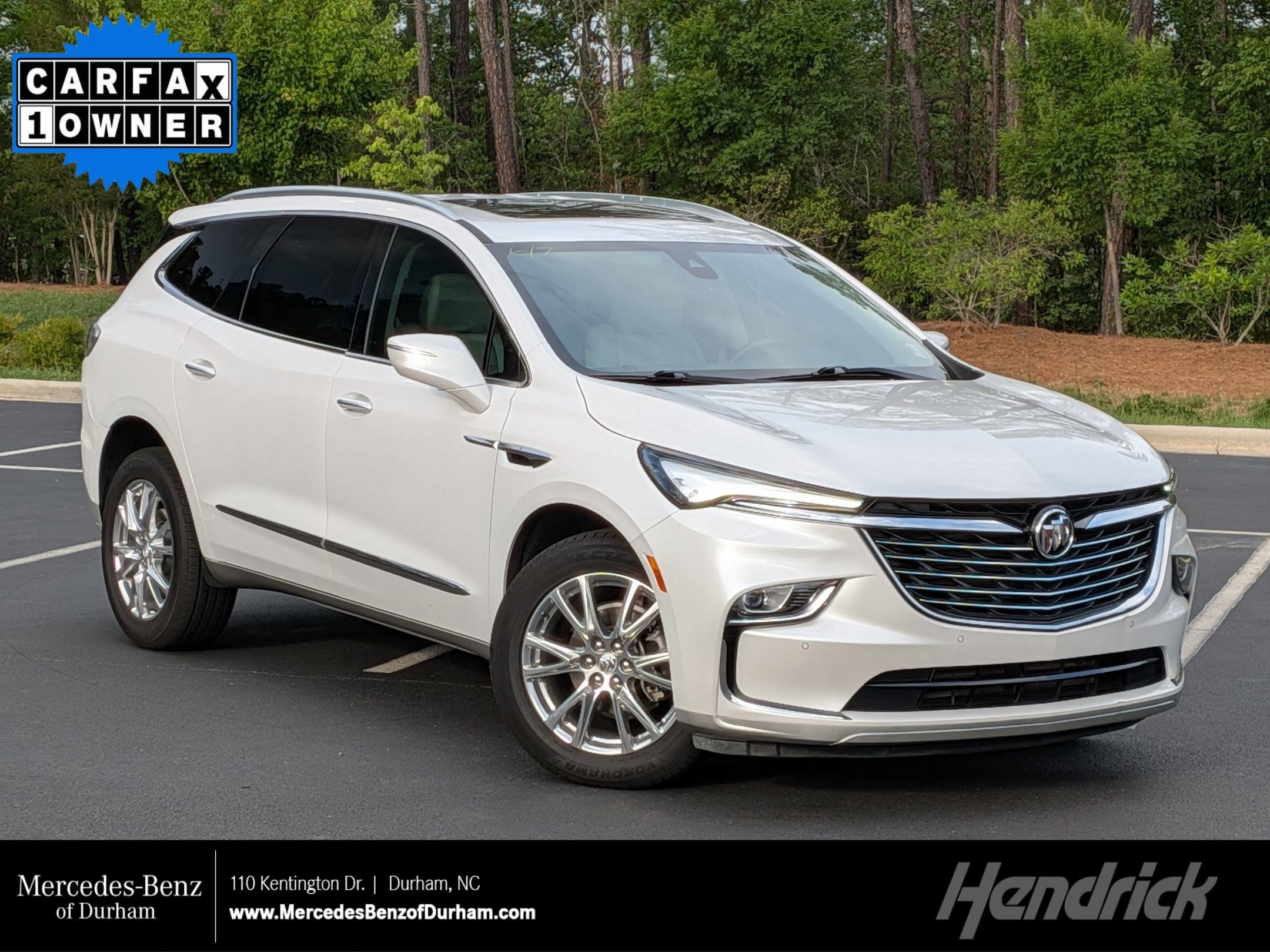 2023 Buick Enclave Essence's photo