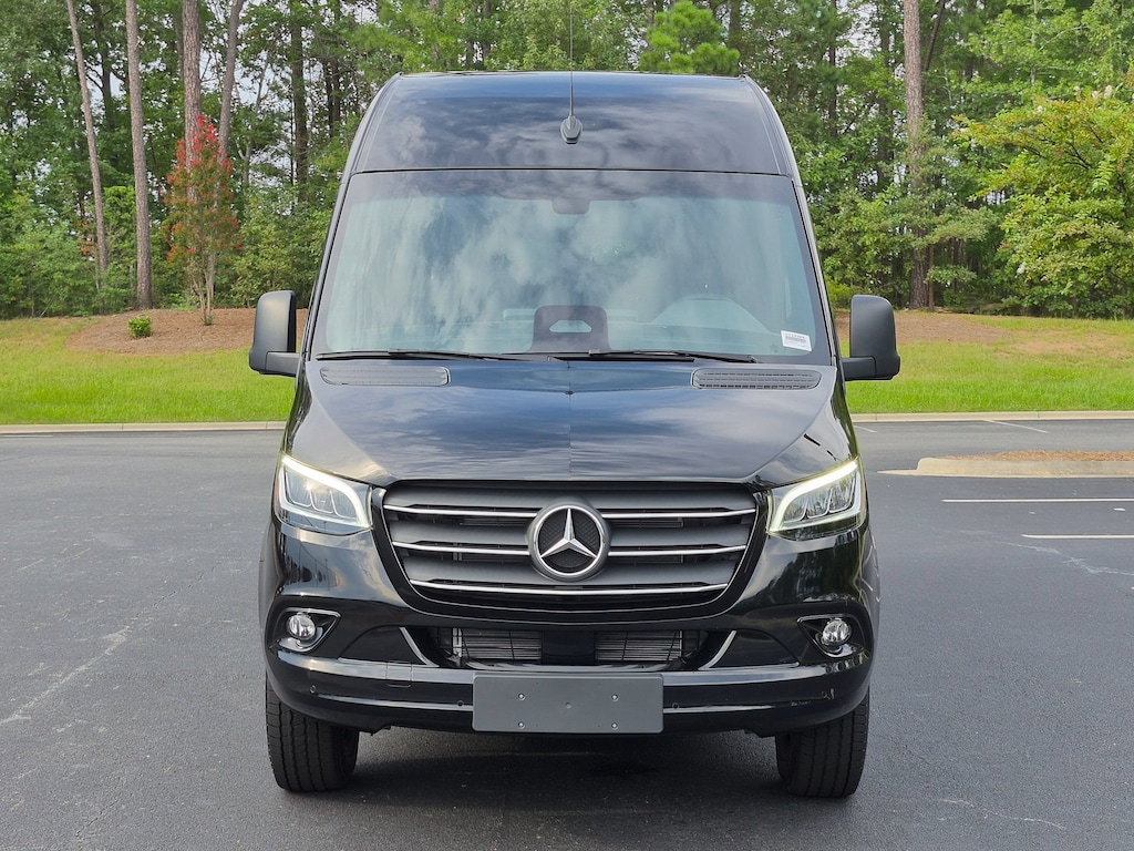 New 2026 Mercedes-Benz Sprinter Passenger Van 2500 High Roof I4 Diesel HO 170 RWD Van
