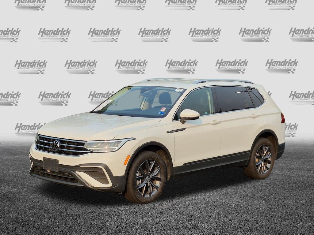 Used 2022 Volkswagen Tiguan SE SUV