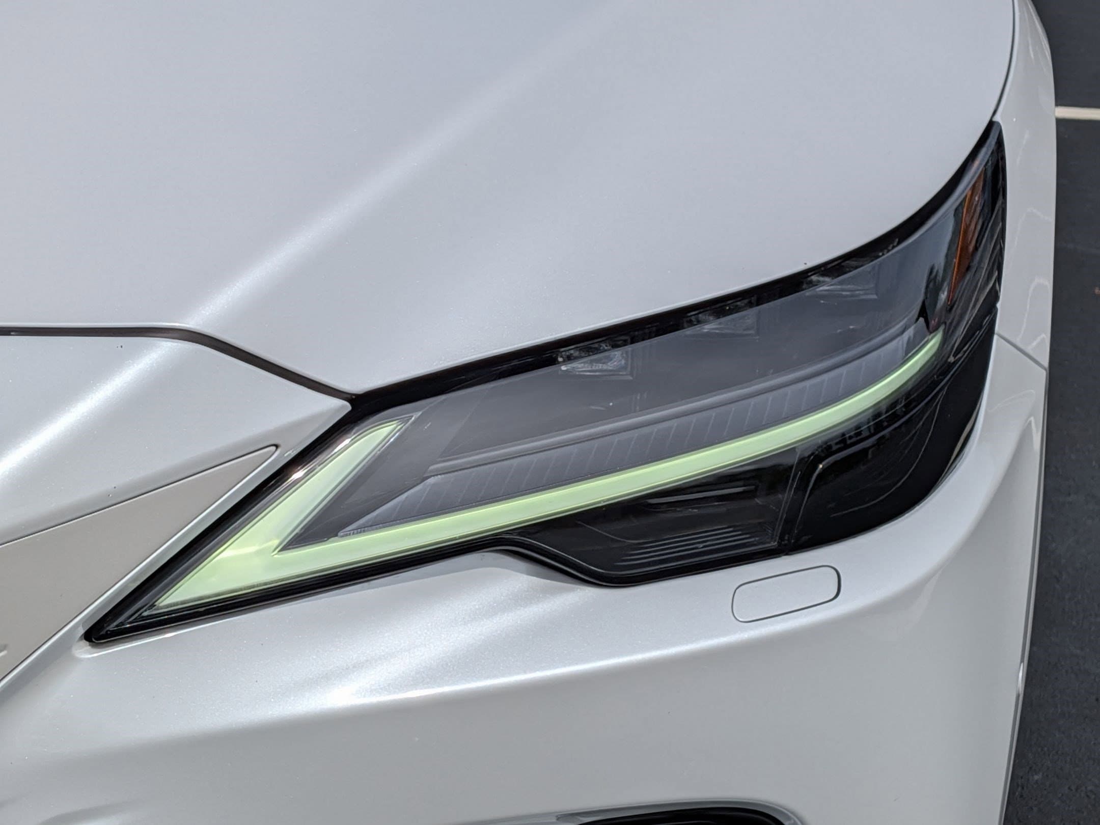 2023 LEXUS RX RX 350h Luxury photo 4