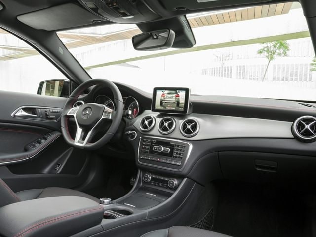 Mercedes-Benz GLA-Class Interior