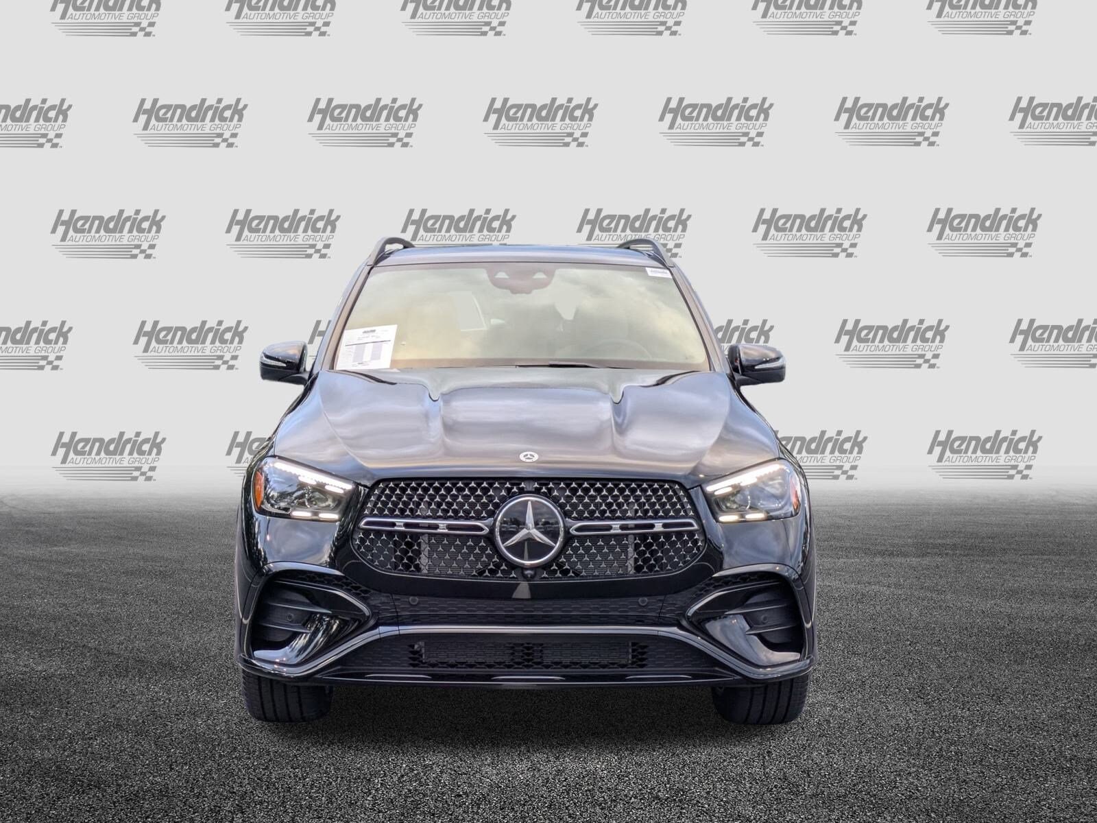 2026 Mercedes Benz GLE 580 4MATIC photo 3