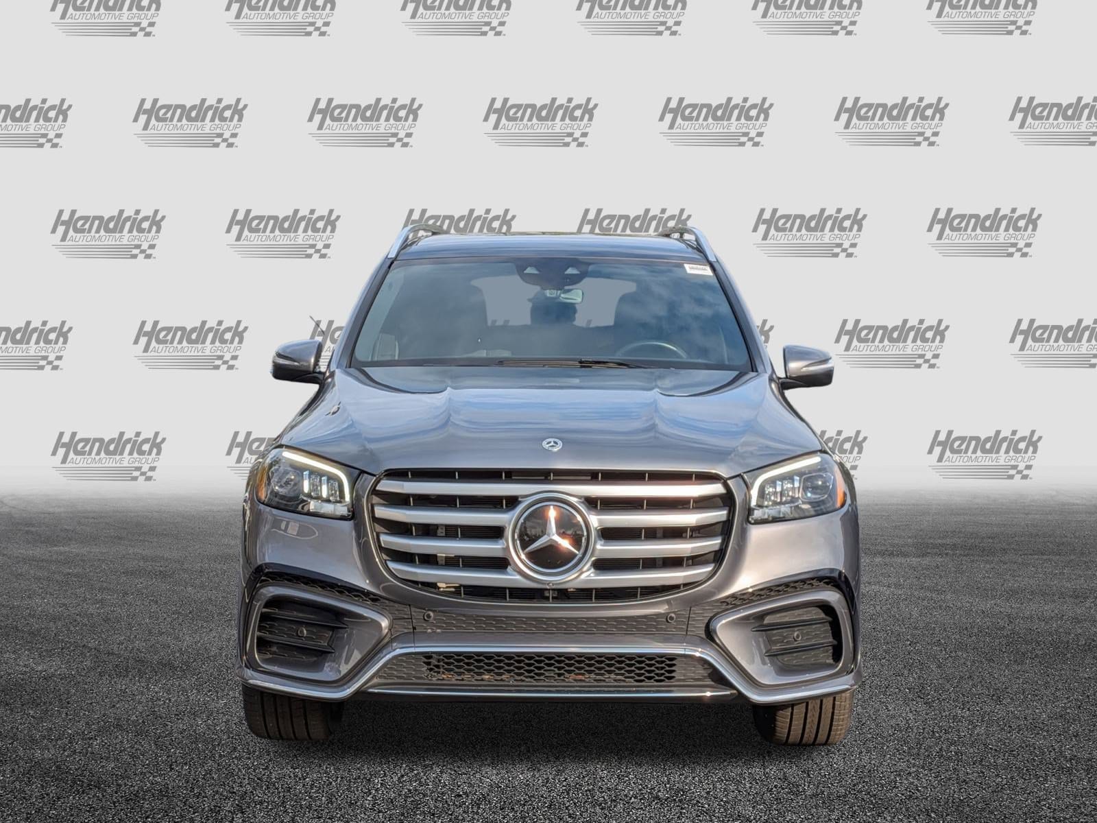 2024 Mercedes-Benz GLS 450 photo 2