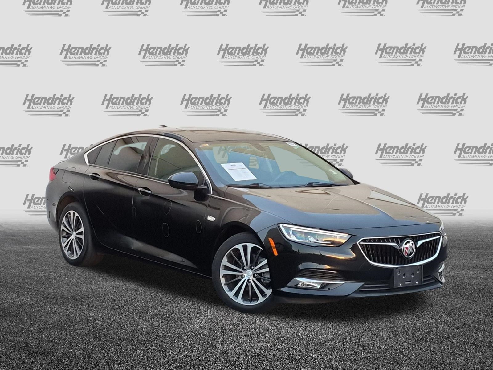 2019 Buick Regal Sportback Essence Hatchback
