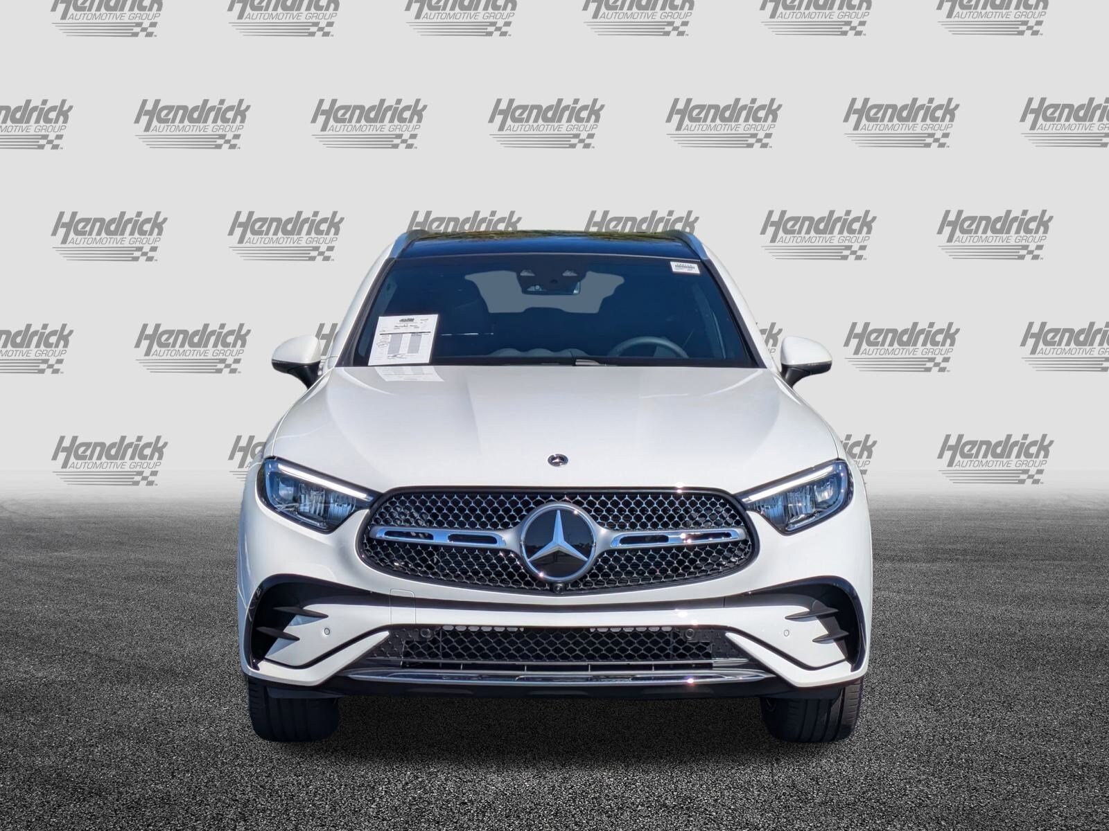 2026 Mercedes Benz GLC 300 4MATIC photo 3