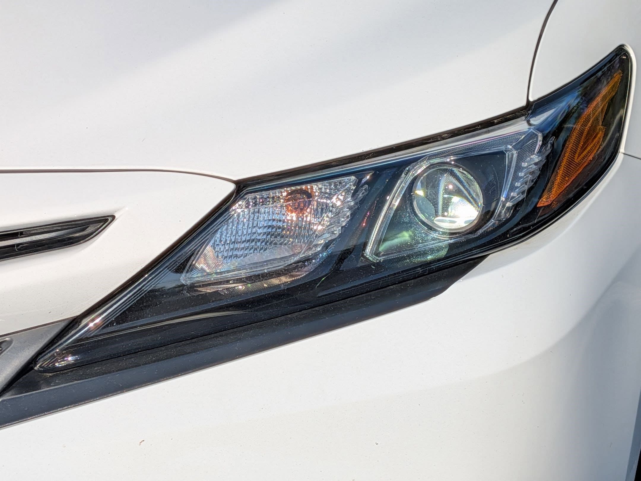 2023 Toyota Camry SE photo 5