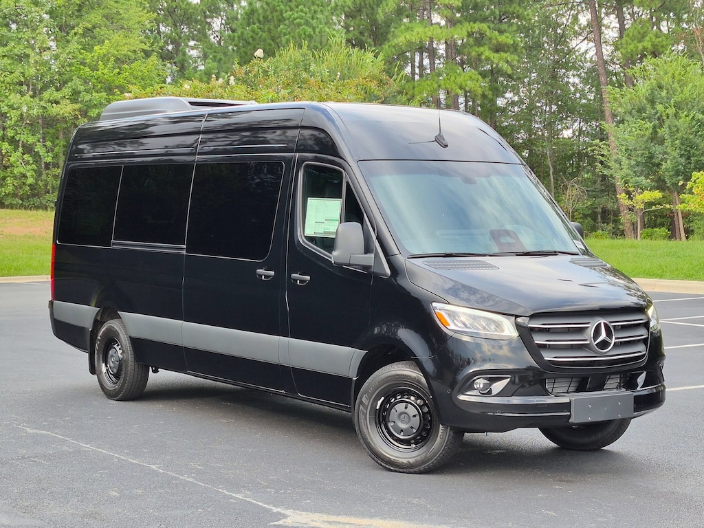 New 2026 Mercedes-Benz Sprinter Passenger Van 2500 High Roof I4 Diesel HO 170 RWD Van