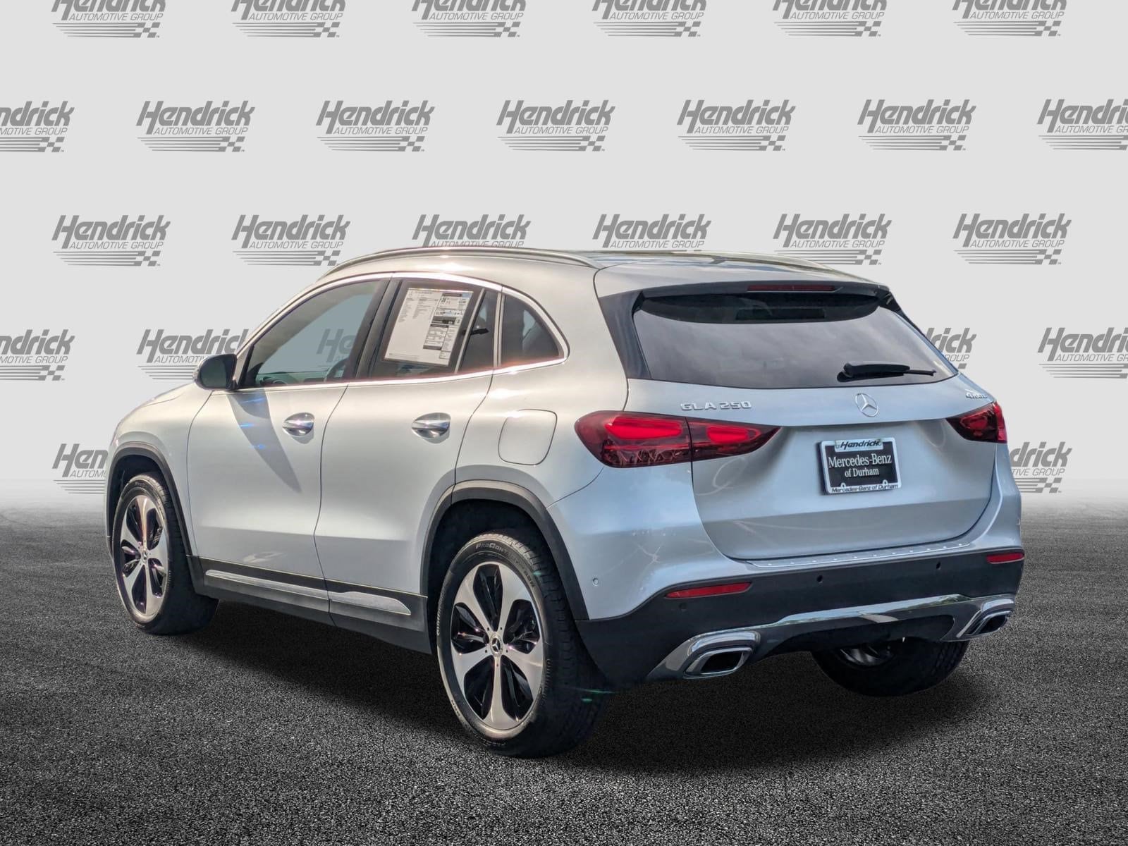 2026 Mercedes-Benz GLA 250 photo 6