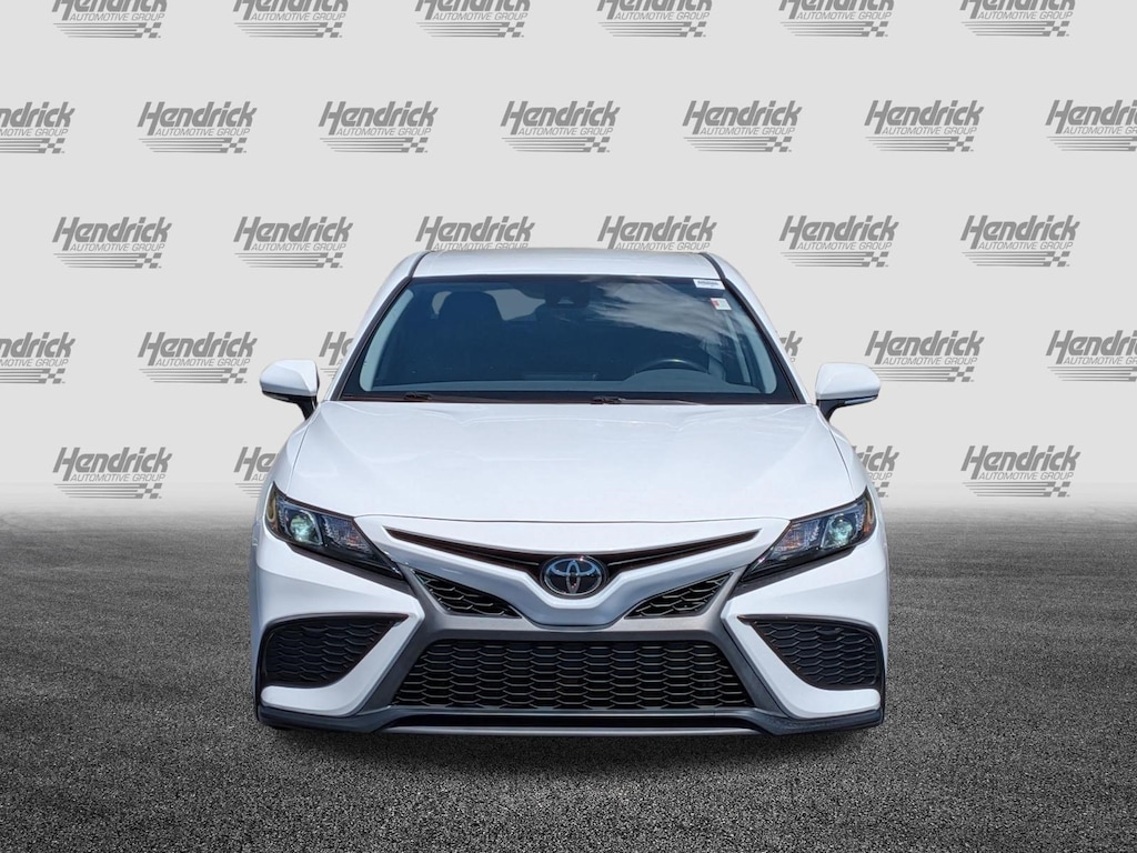 Used 2023 Toyota Camry SE Sedan