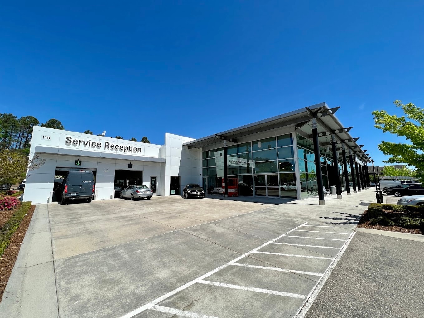 Certified Mercedes-Benz Service