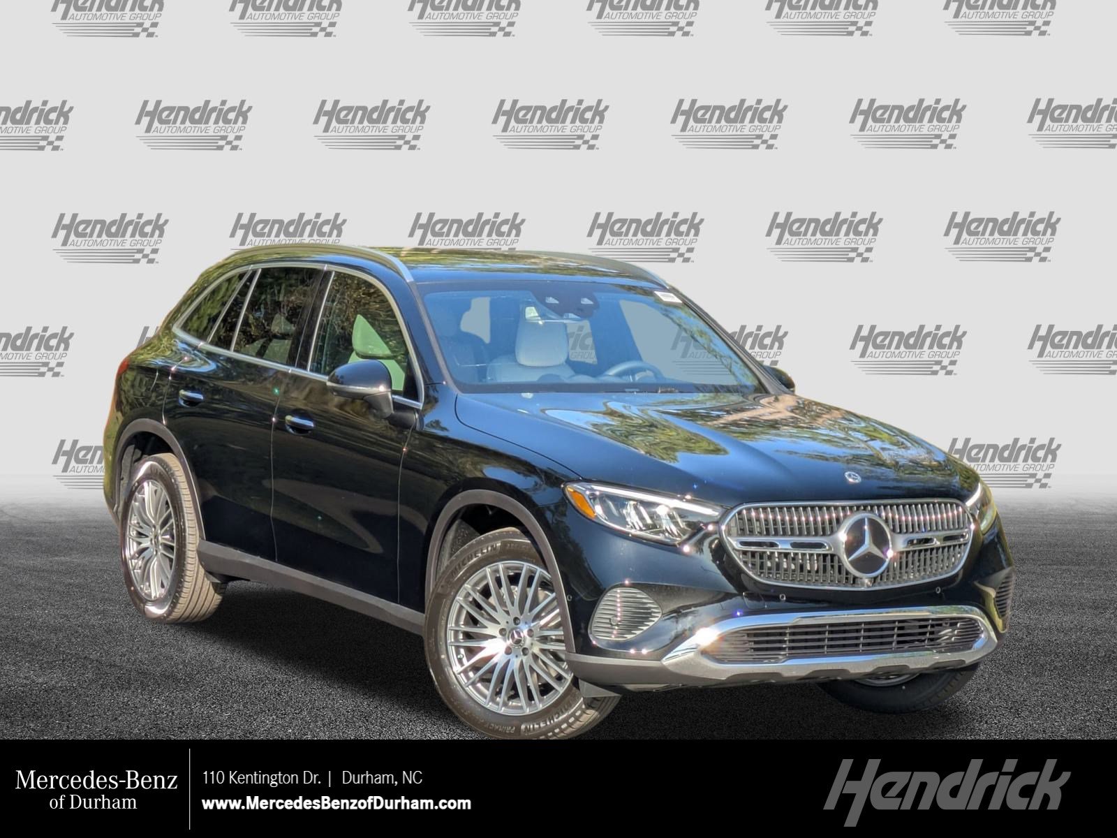 2026 Mercedes-Benz GLC Base's photo