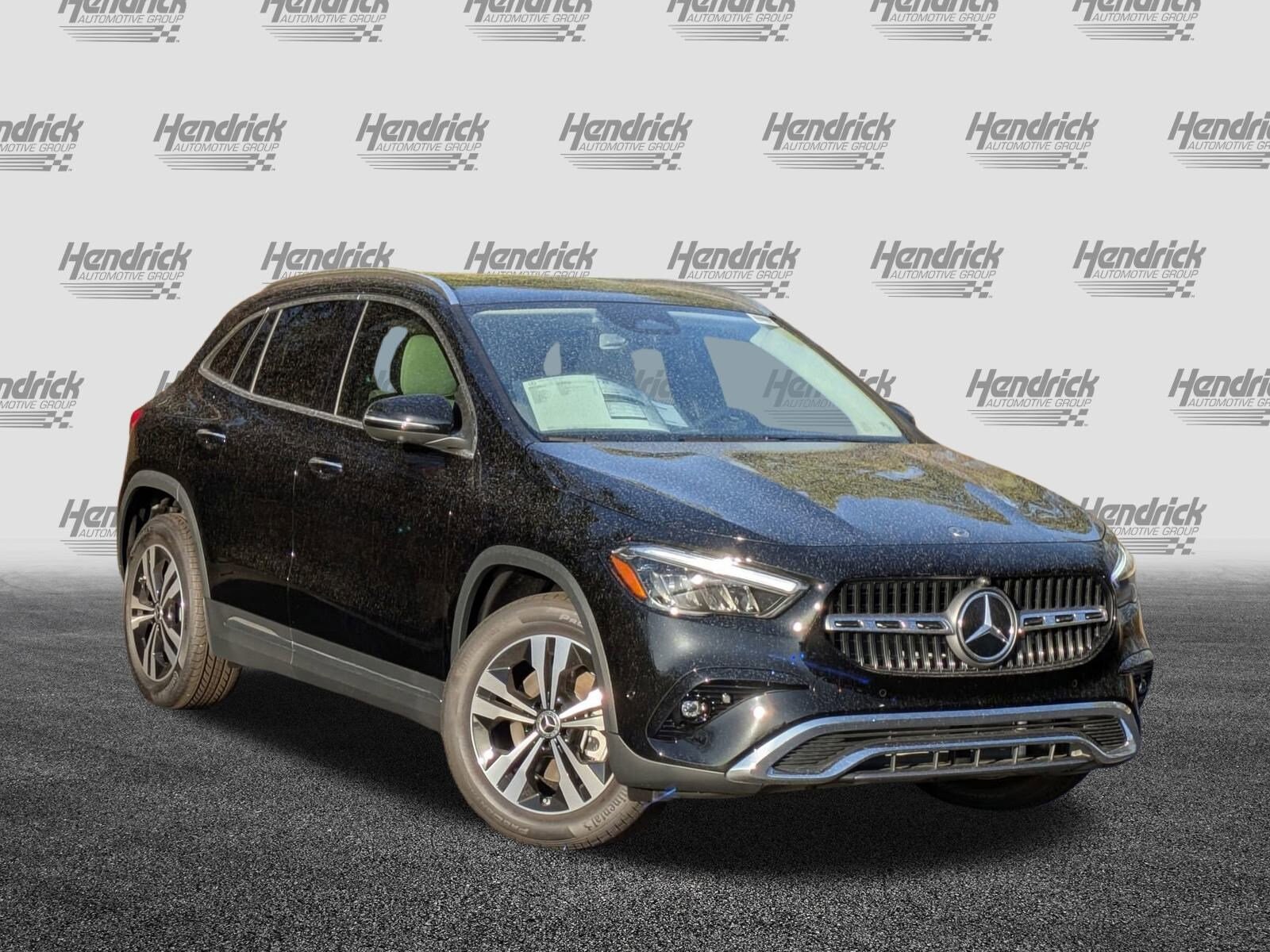 2025 Mercedes Benz GLA 250 photo 2