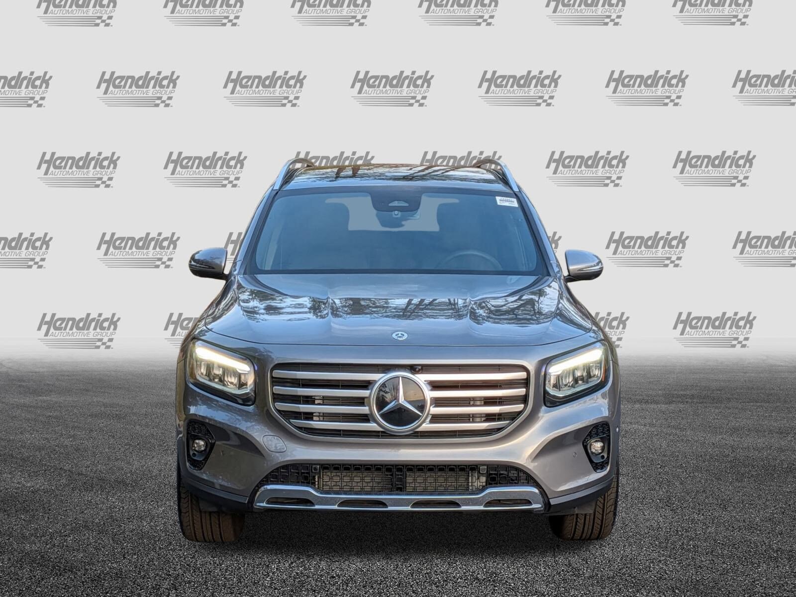 2026 Mercedes Benz GLB 250 photo 2