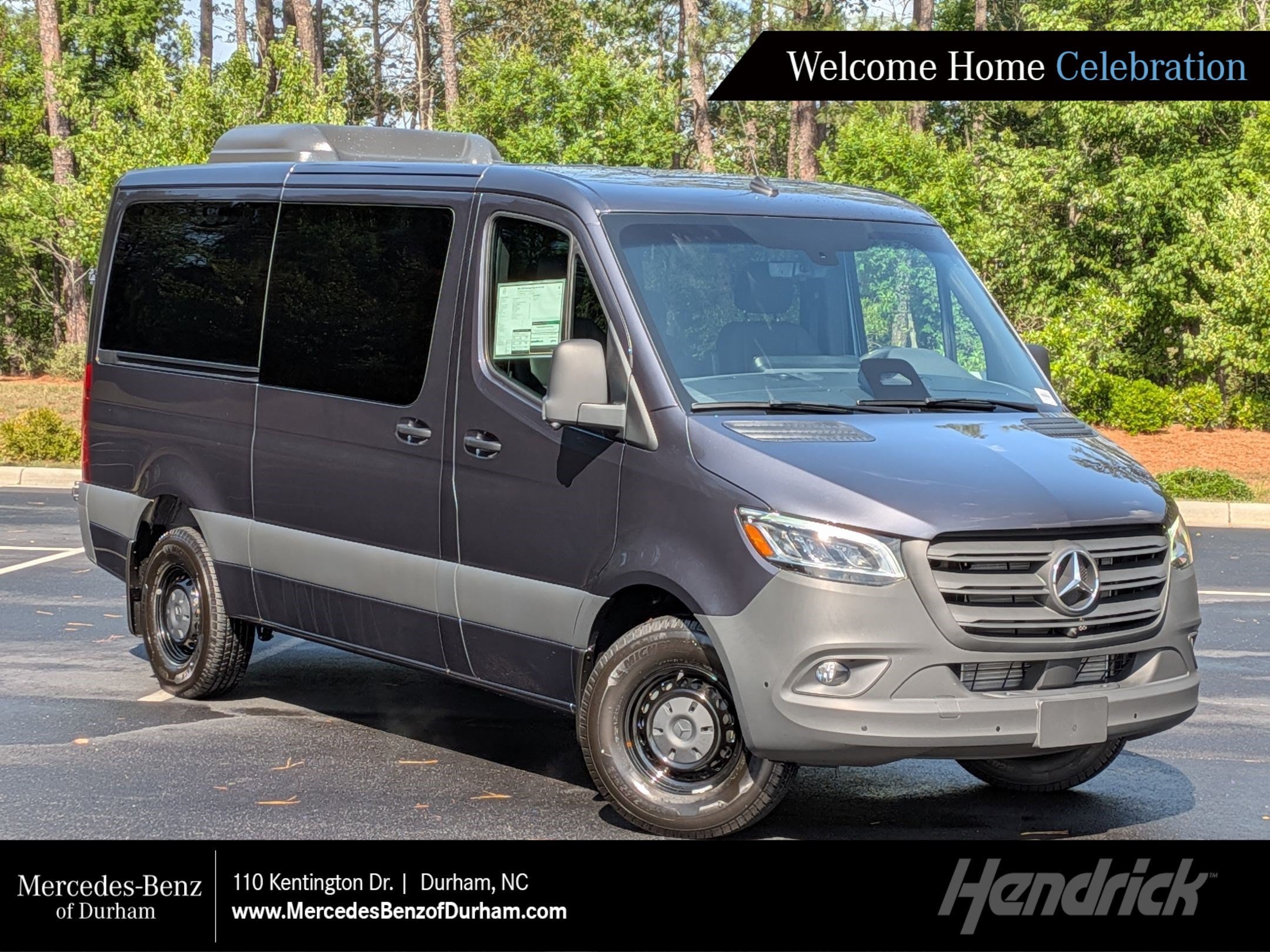Mercedes-Benz Sprinter Passenger Van 2500 Standard Roof I4 Diesel HO 144 RWD