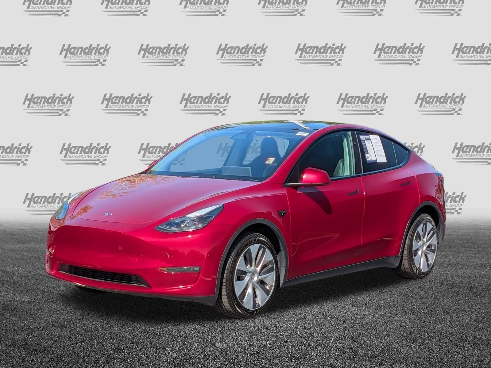 2024 Tesla Model Y Long Range photo 4