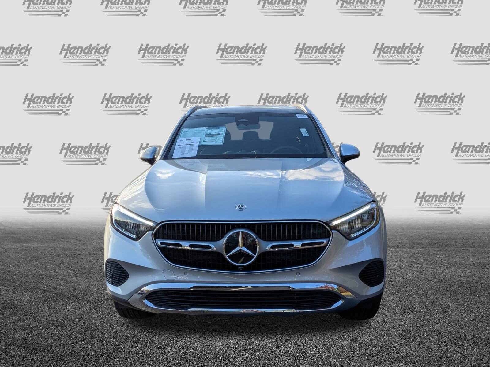 2026 Mercedes Benz GLC 300 photo 2