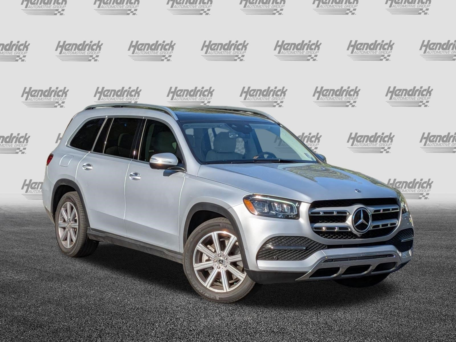 2023 Mercedes-Benz GLS 450 photo 2