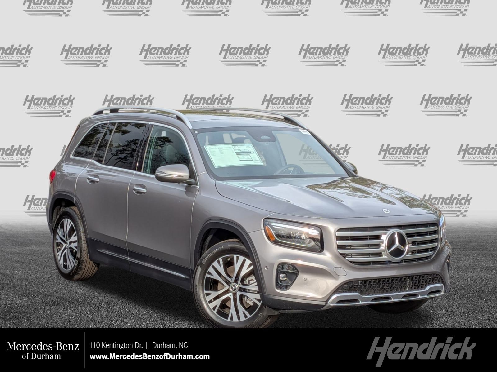 2026 Mercedes-Benz GLB GLB 250 4MATIC's photo