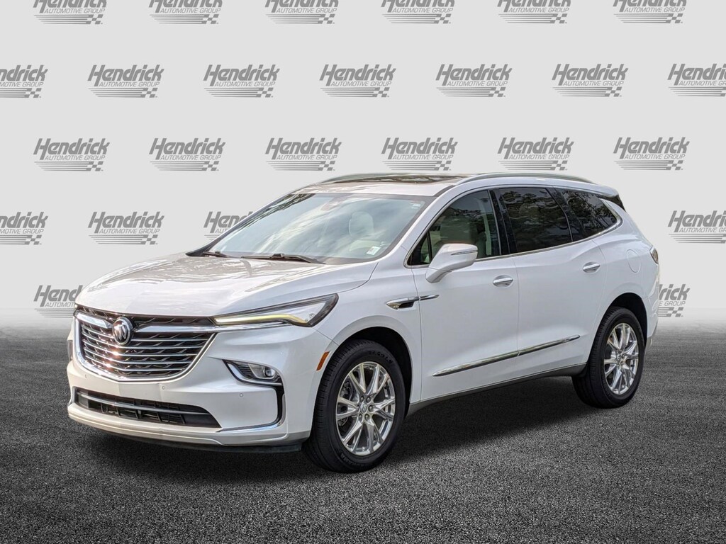 Used 2023 Buick Enclave Essence SUV