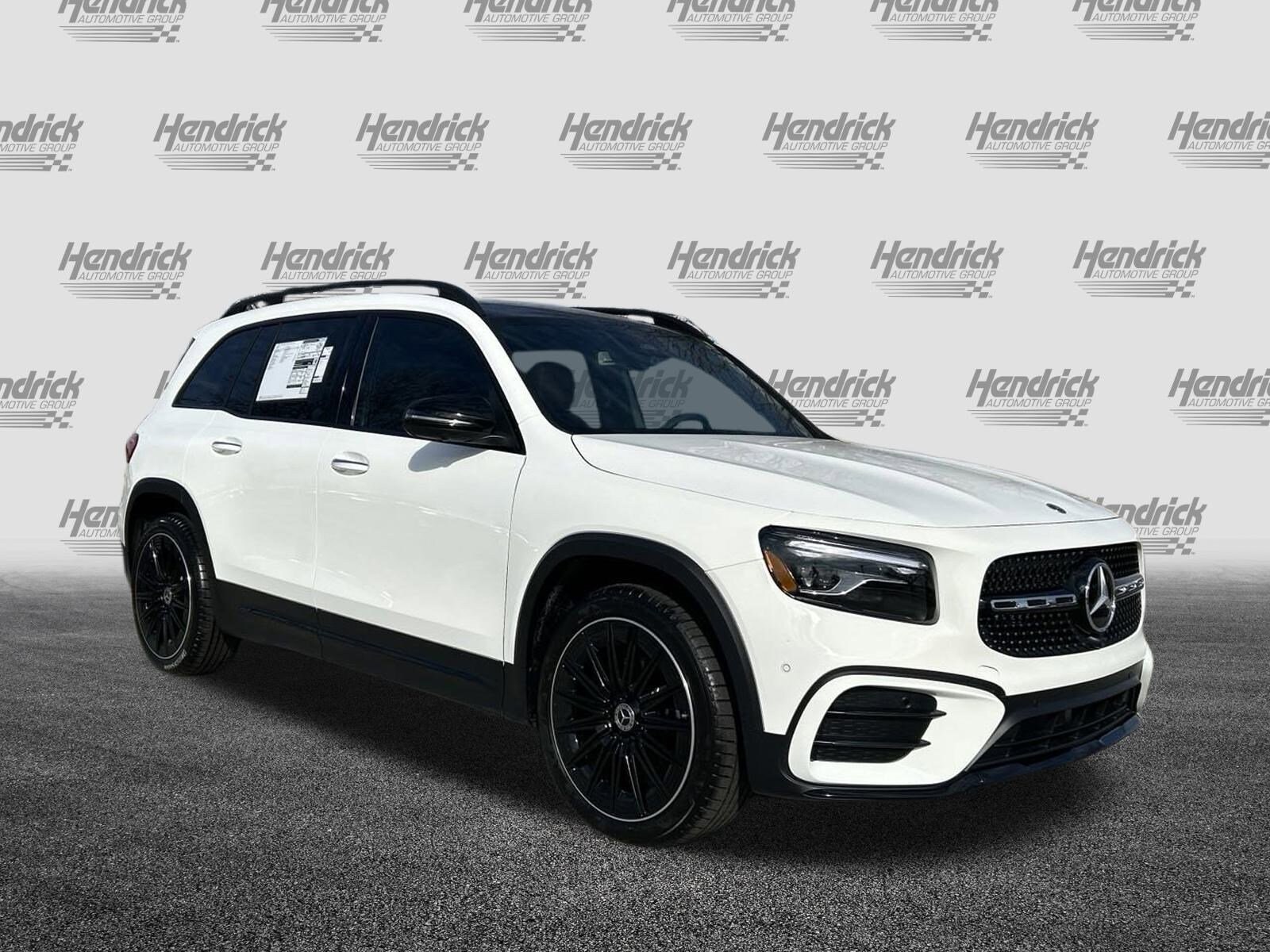 2025 Mercedes Benz GLB 250 4MATIC photo 2