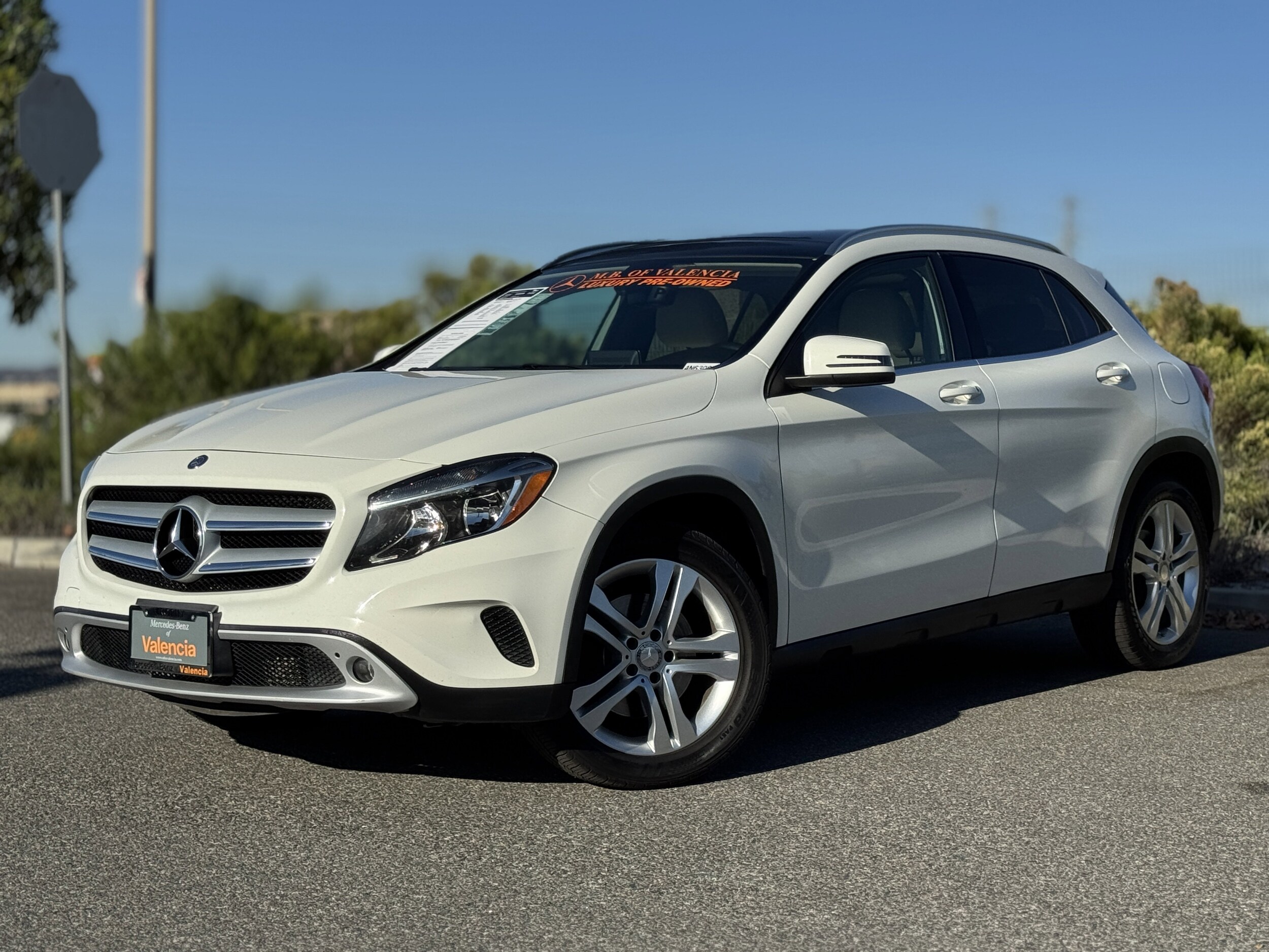2016 Mercedes Benz GLA 250 photo 2