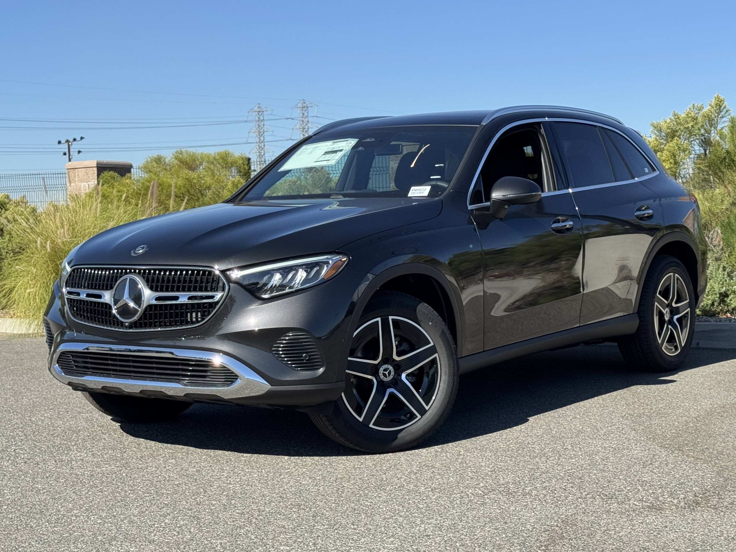 2026 Mercedes Benz GLC 300 photo 2