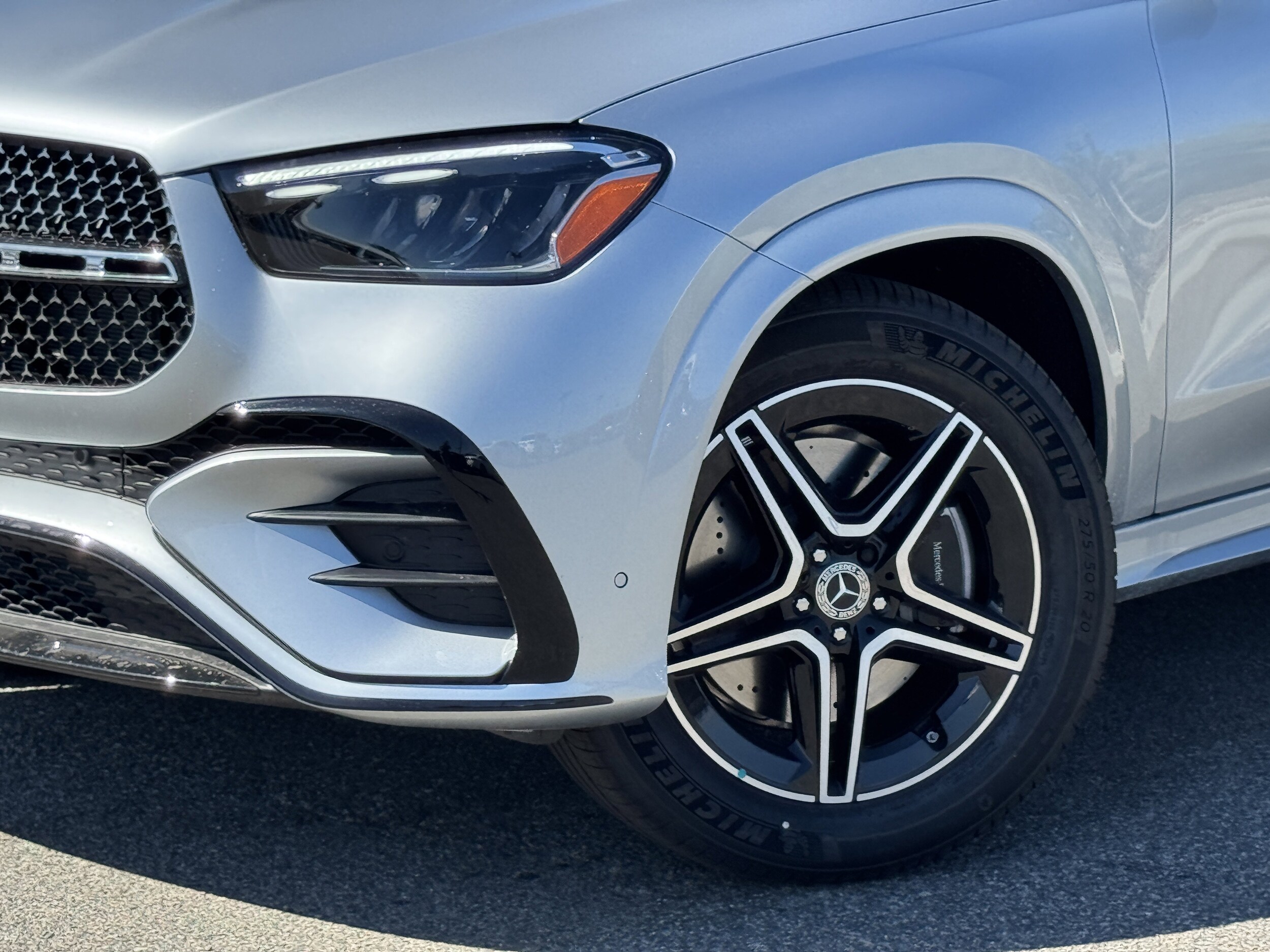 2026 Mercedes Benz GLE 350 4MATIC photo 3