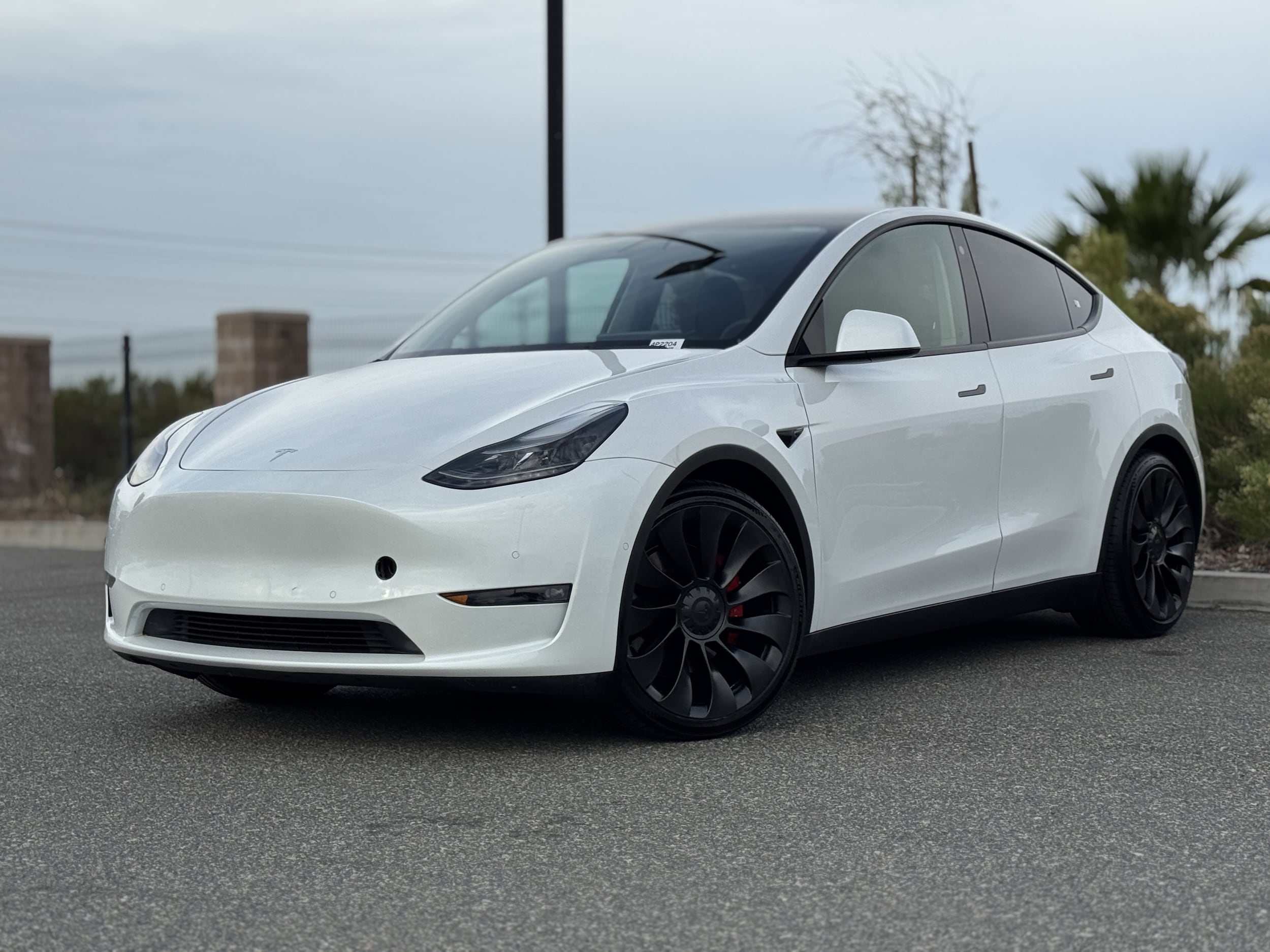 Used 2022 Tesla Model Y Performance with VIN 7SAYGDEF4NF407432 for sale in Santa Clarita, CA