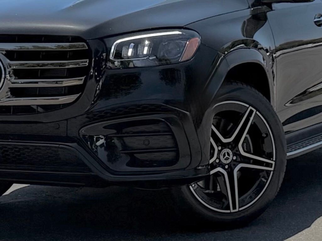 New 2026 Mercedes-Benz GLS 450 SUV