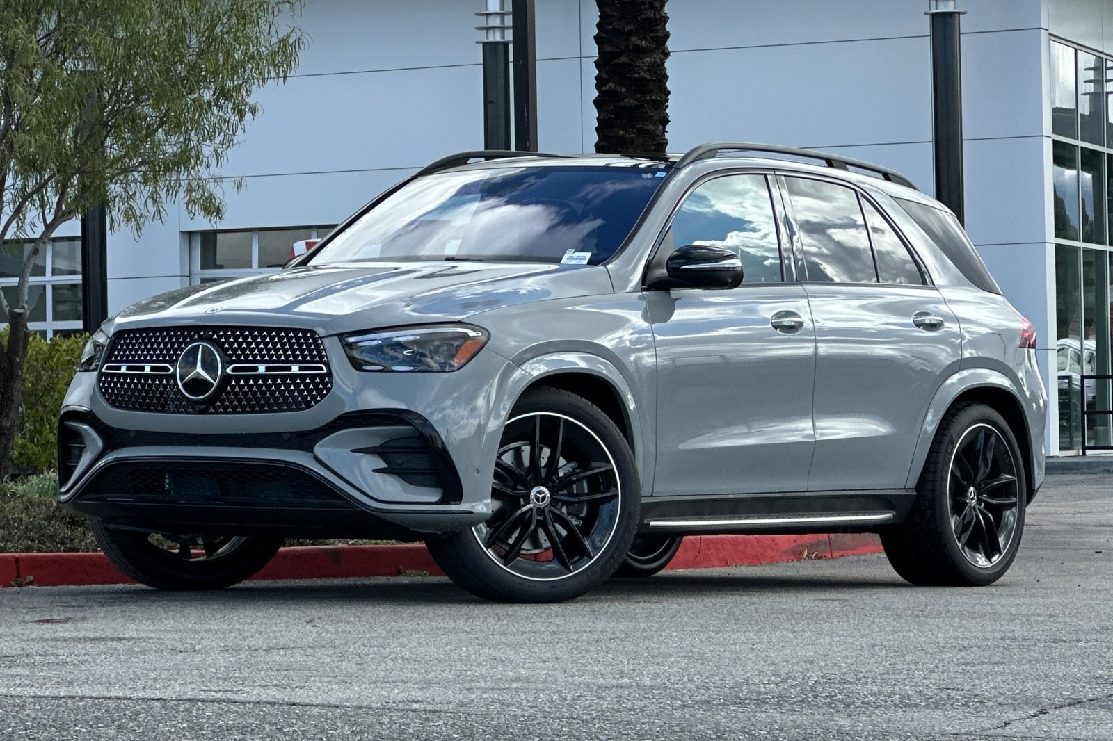 Used 2024 Mercedes-Benz GLE GLE580 with VIN 4JGFB8FB8RB213528 for sale in Santa Clarita, CA