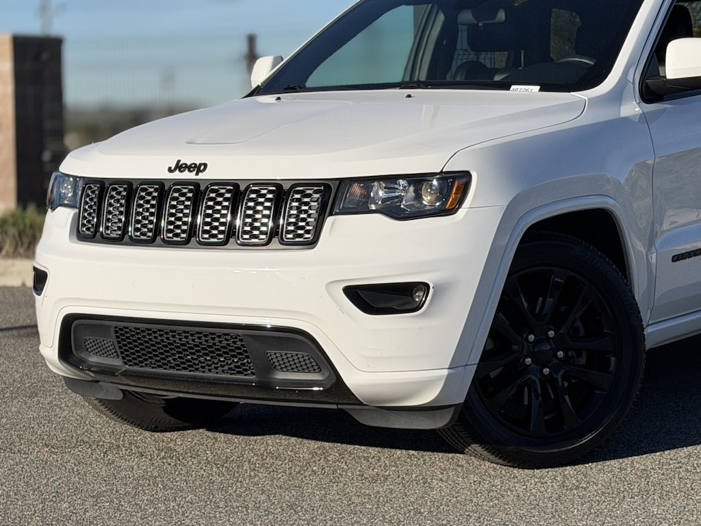 Used 2021 Jeep Grand Cherokee Laredo X SUV