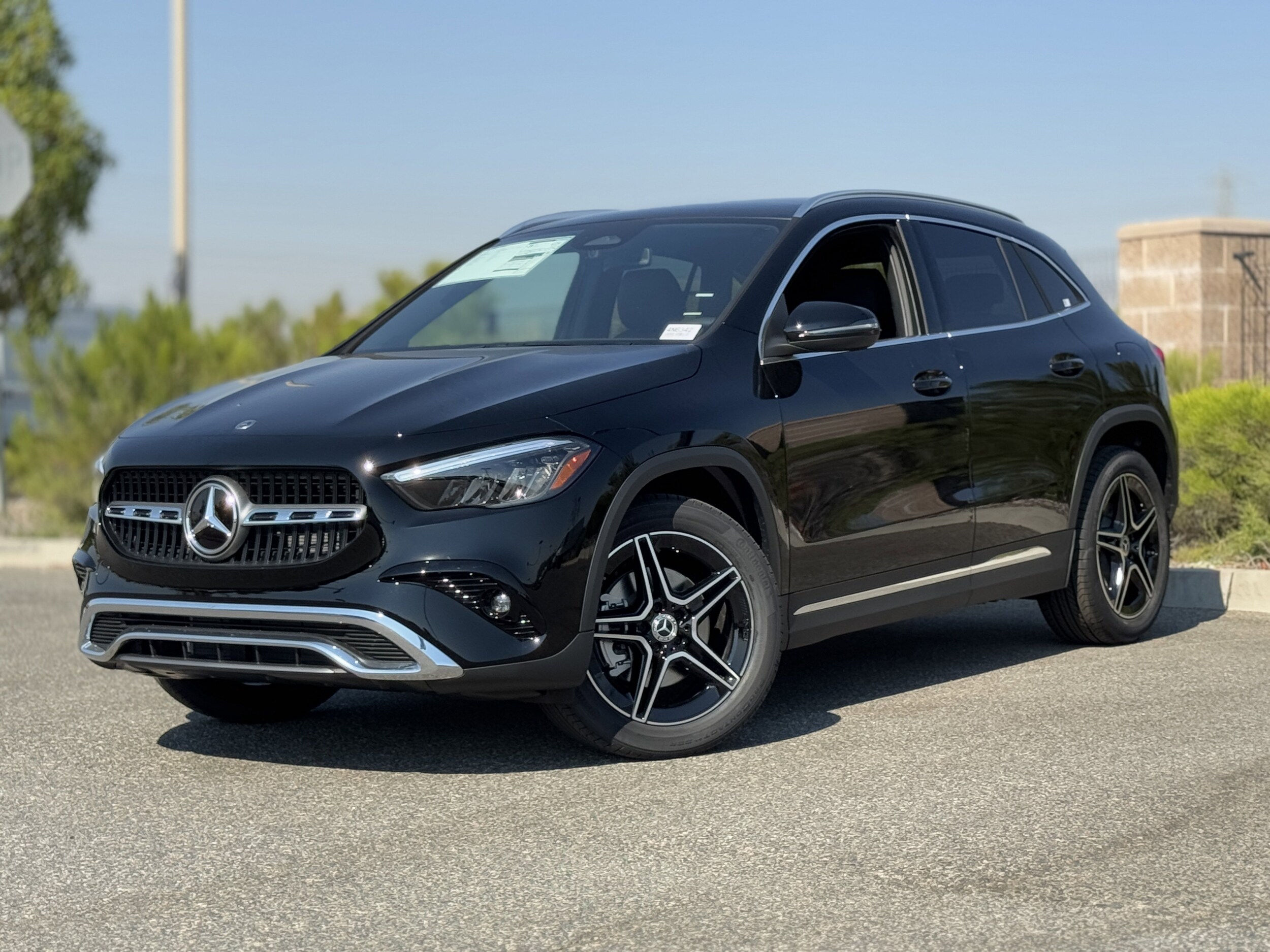 2026 Mercedes Benz GLA 250 photo 2