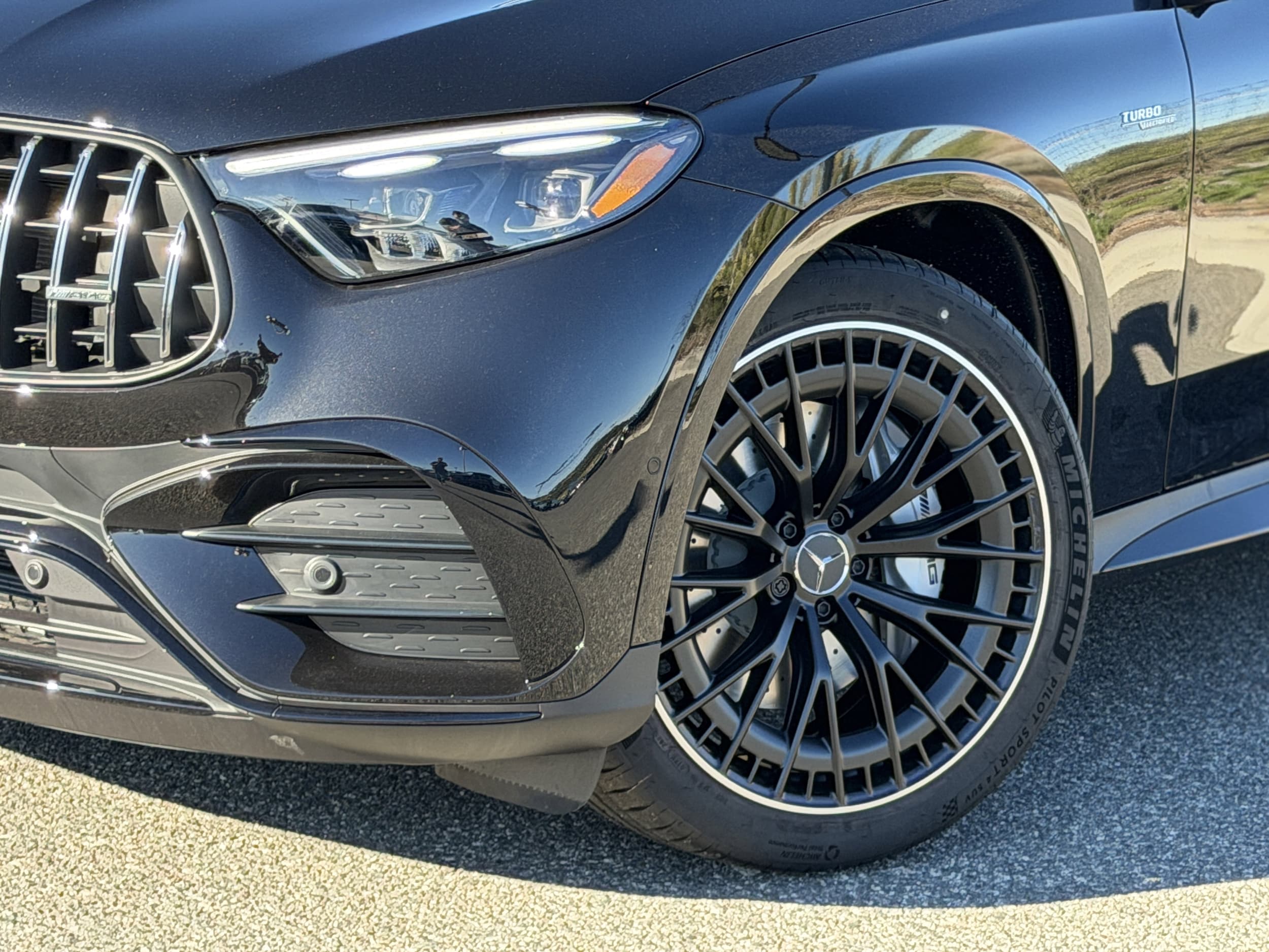 2026 Mercedes Benz GLC 43 AMG photo 3