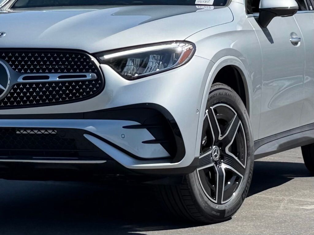 New 2026 Mercedes-Benz GLC 300 Coupe