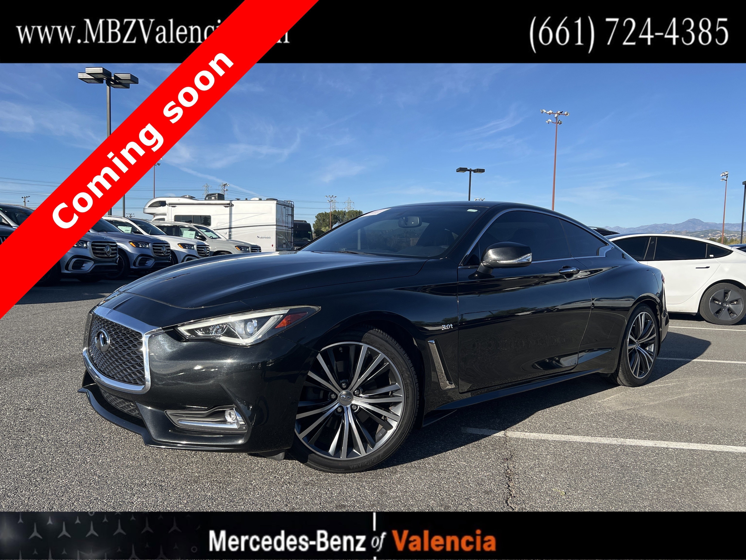 2017 INFINITI Q60 Premium's photo