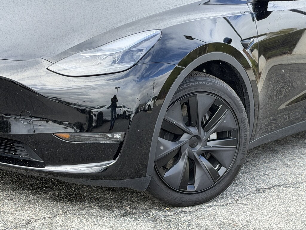 Used 2025 Tesla Model Y Long Range SUV