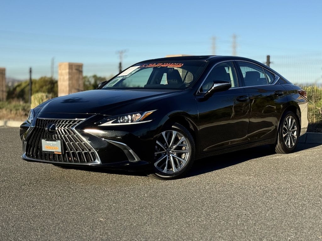 Used 2024 Lexus ES 350 Sedan