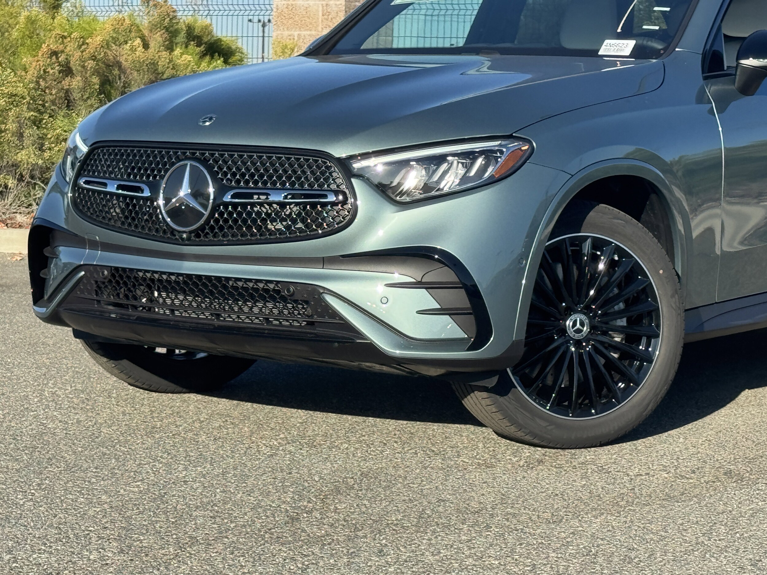2026 Mercedes Benz GLC 300 photo 2