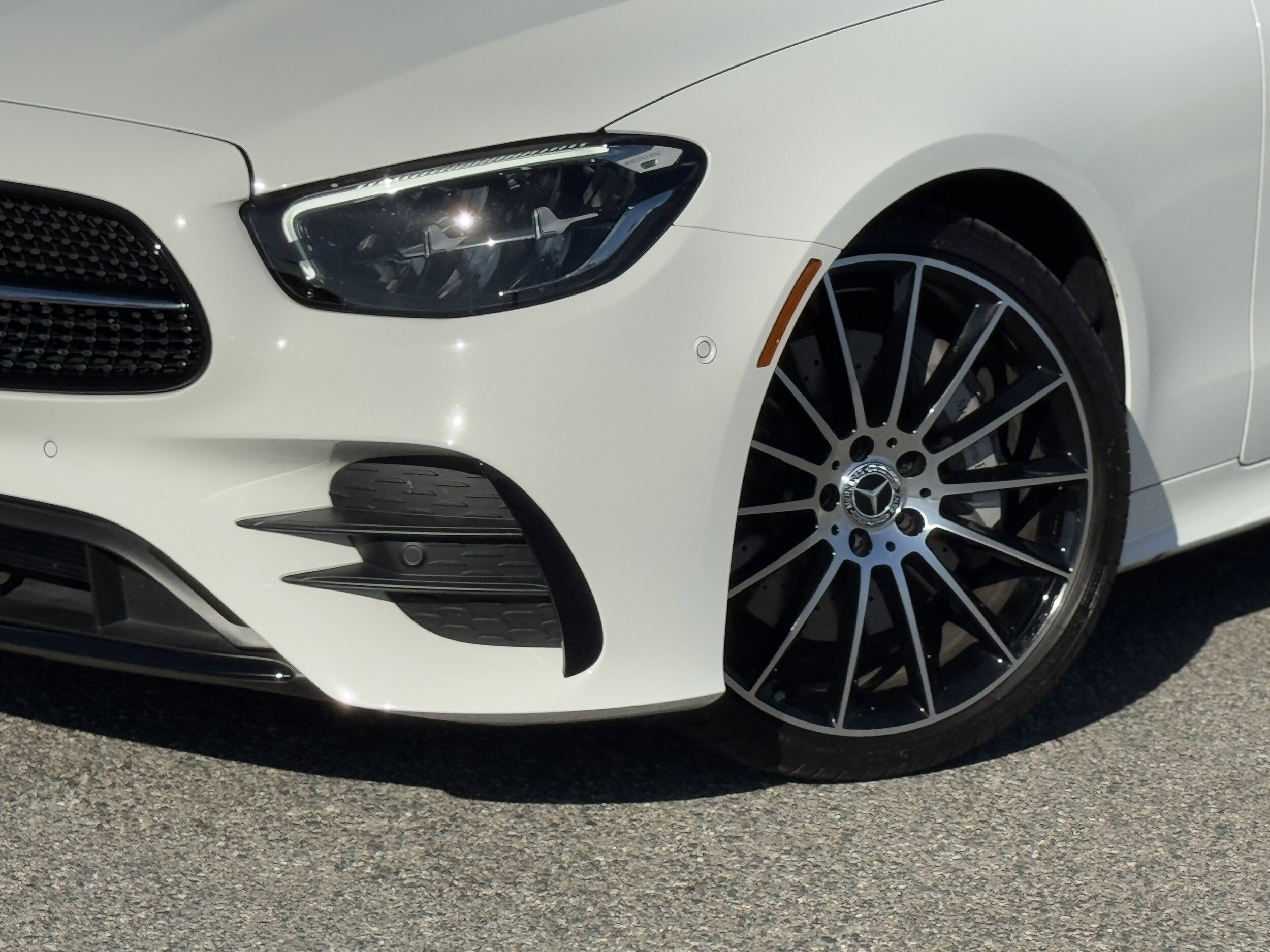 2023 Mercedes Benz E 450 Coupe photo 4