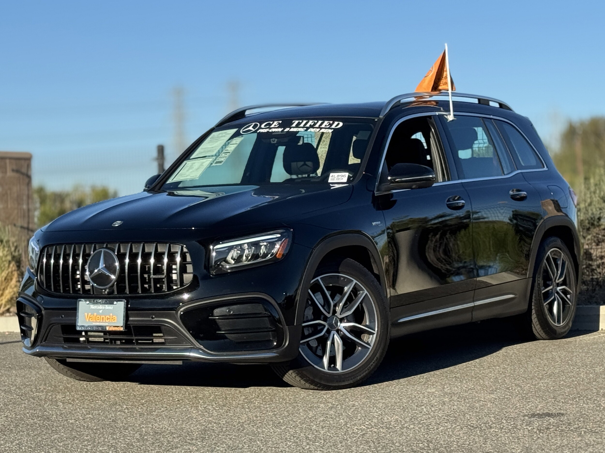 2025 Mercedes Benz GLB 35 photo 2