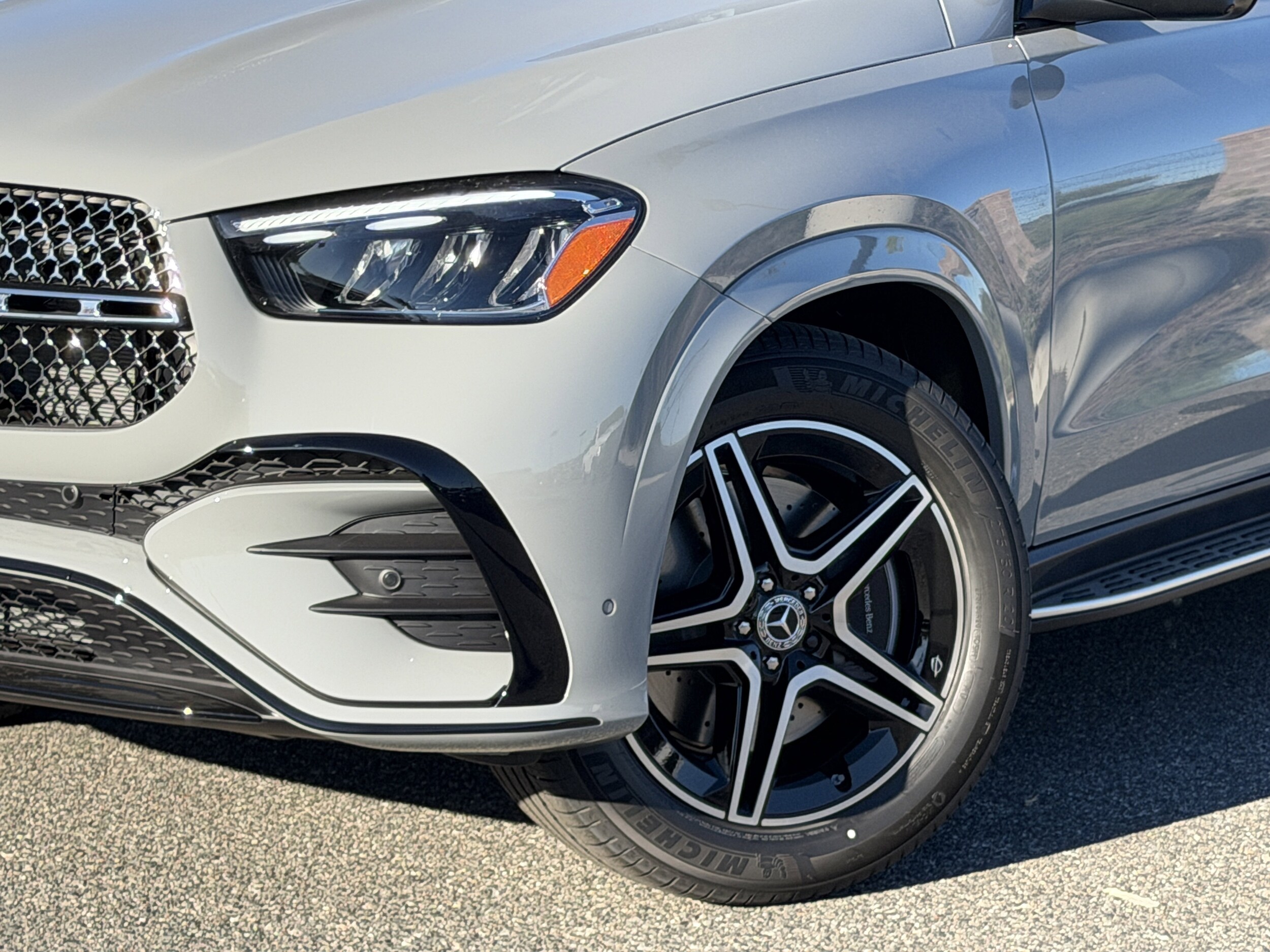 2026 Mercedes Benz GLE 350 photo 2