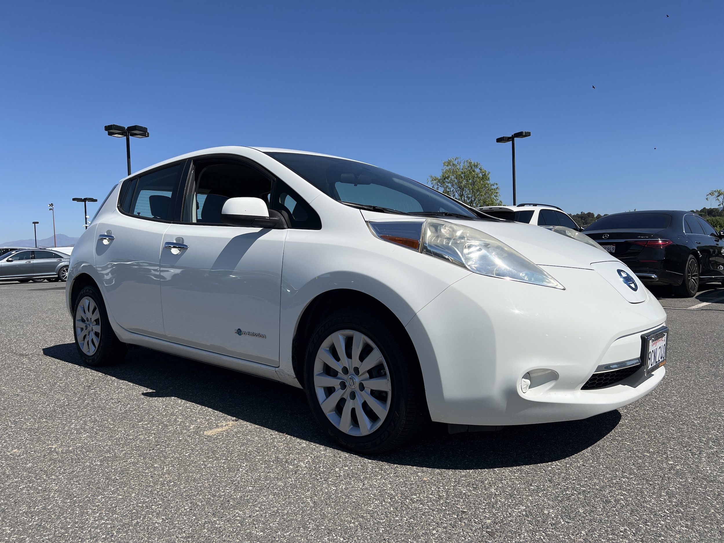 Used 2015 Nissan LEAF S with VIN 1N4AZ0CPXFC334035 for sale in Santa Clarita, CA