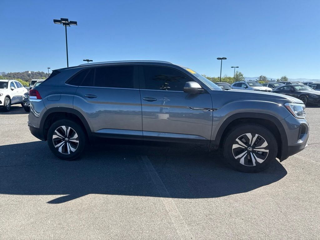 Used 2024 Volkswagen Atlas Cross Sport 2.0T SE SUV