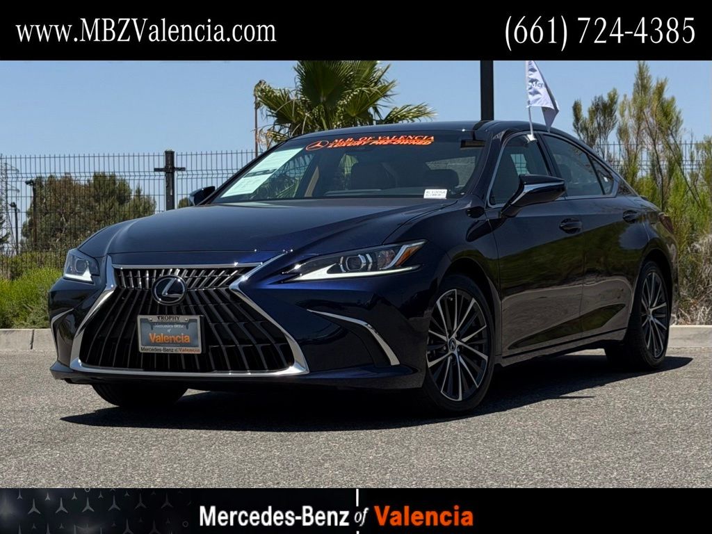 2025 Lexus ES Hybrid 300h