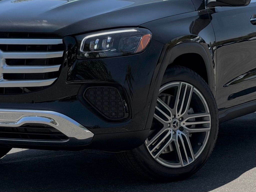 New 2026 Mercedes-Benz GLS 450 SUV