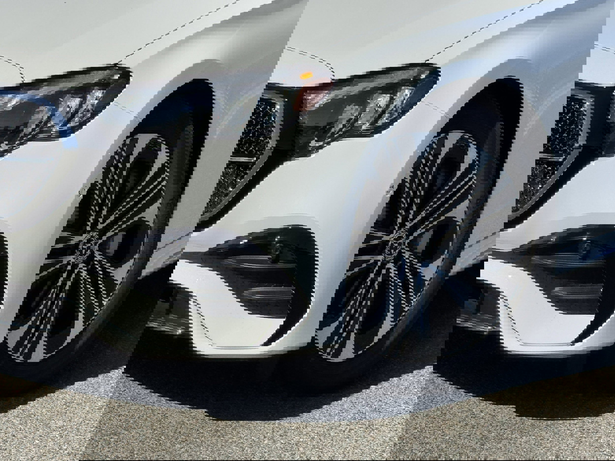 2026 Mercedes Benz E 350 Sedan photo 4