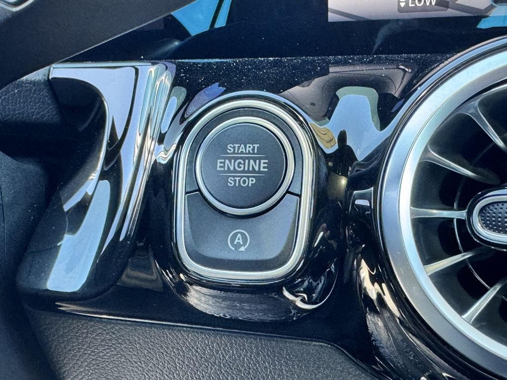 2025 Mercedes-Benz GLA GLA35 AMG - Photo 27