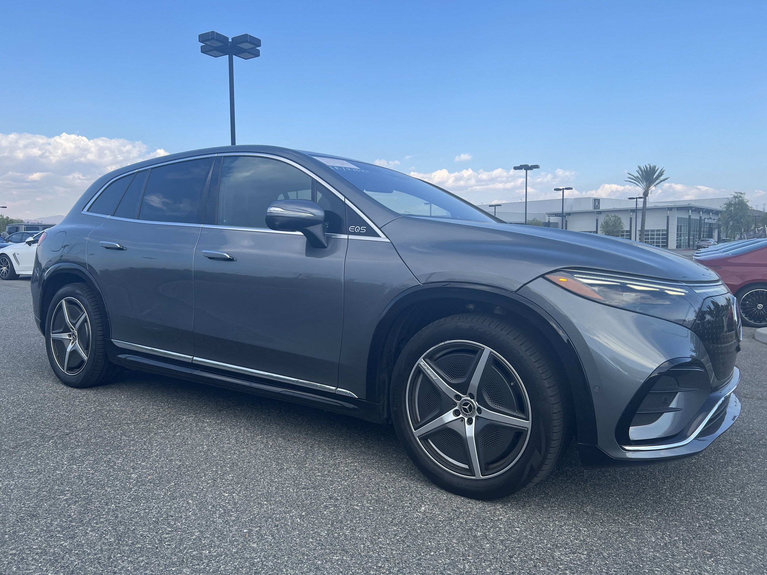 2023 Mercedes Benz EQS SUV 580 4MATIC photo 3